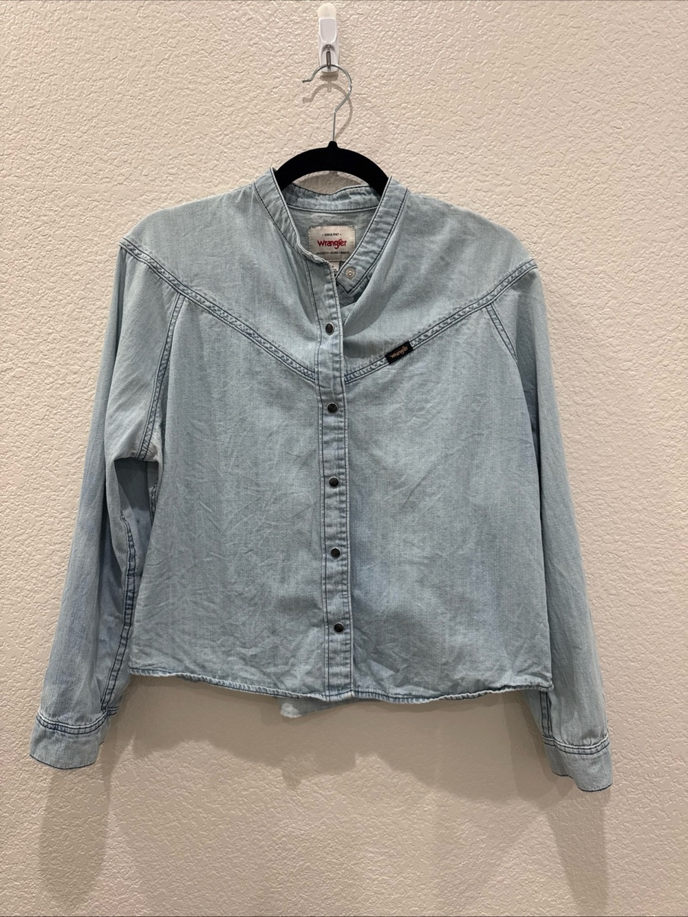 Wrangler Western Denim Top Women's Small Blue Snap Button-Up Cowgirl Ranch Rodeo